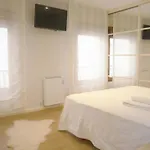 En Apartment *